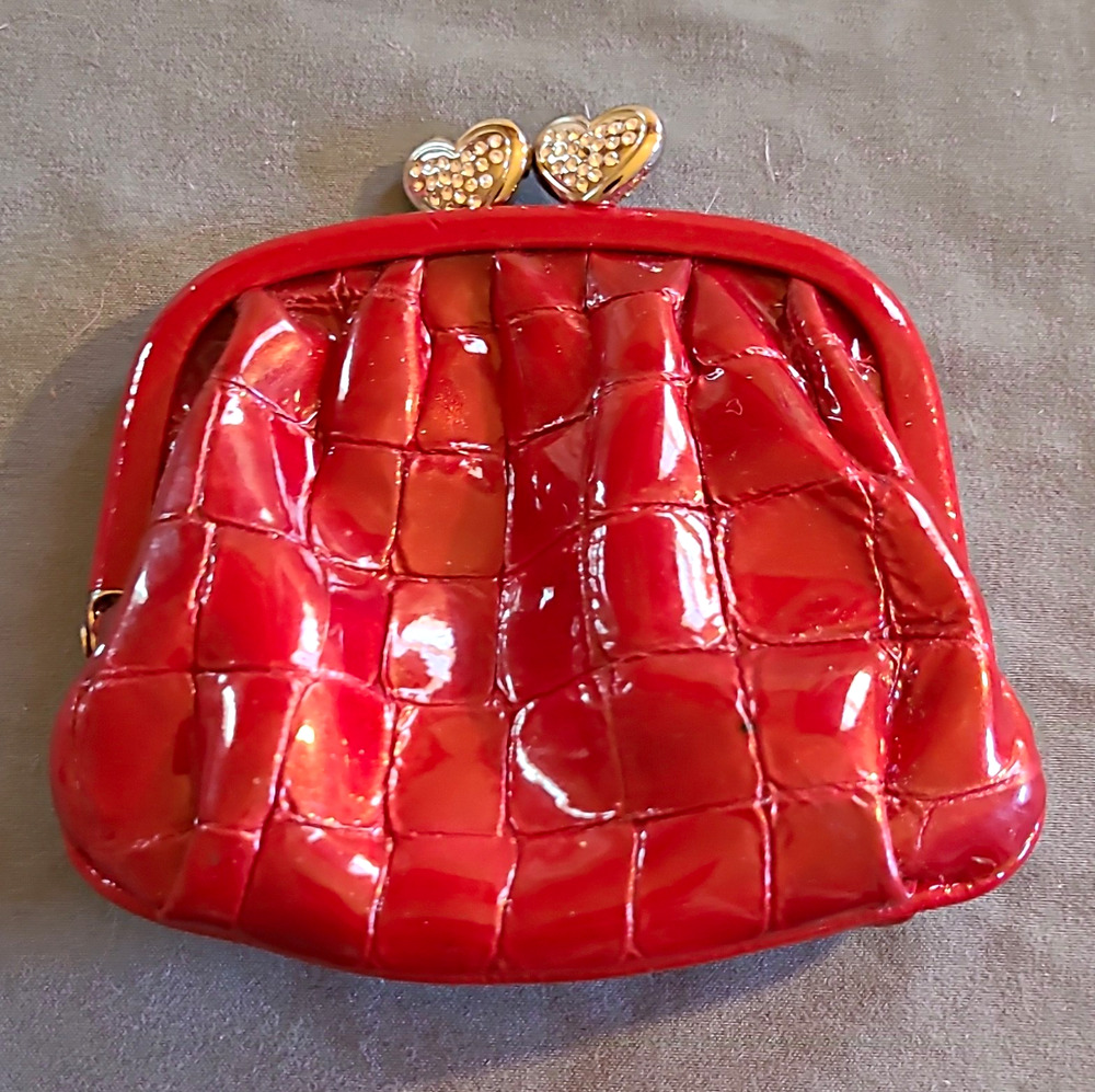 Brighton Women’s Red/Gold Crocodile Print Folding Coin Wallet Kiss Lock Heart
